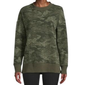 A9- medium camo sweater size M AVIA
